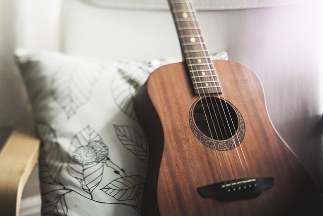 Apprendre la guitare seul 5 choses à savoir avant de commencer