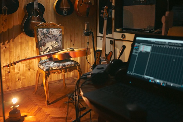 Restituer le son d'un e guitare en studio